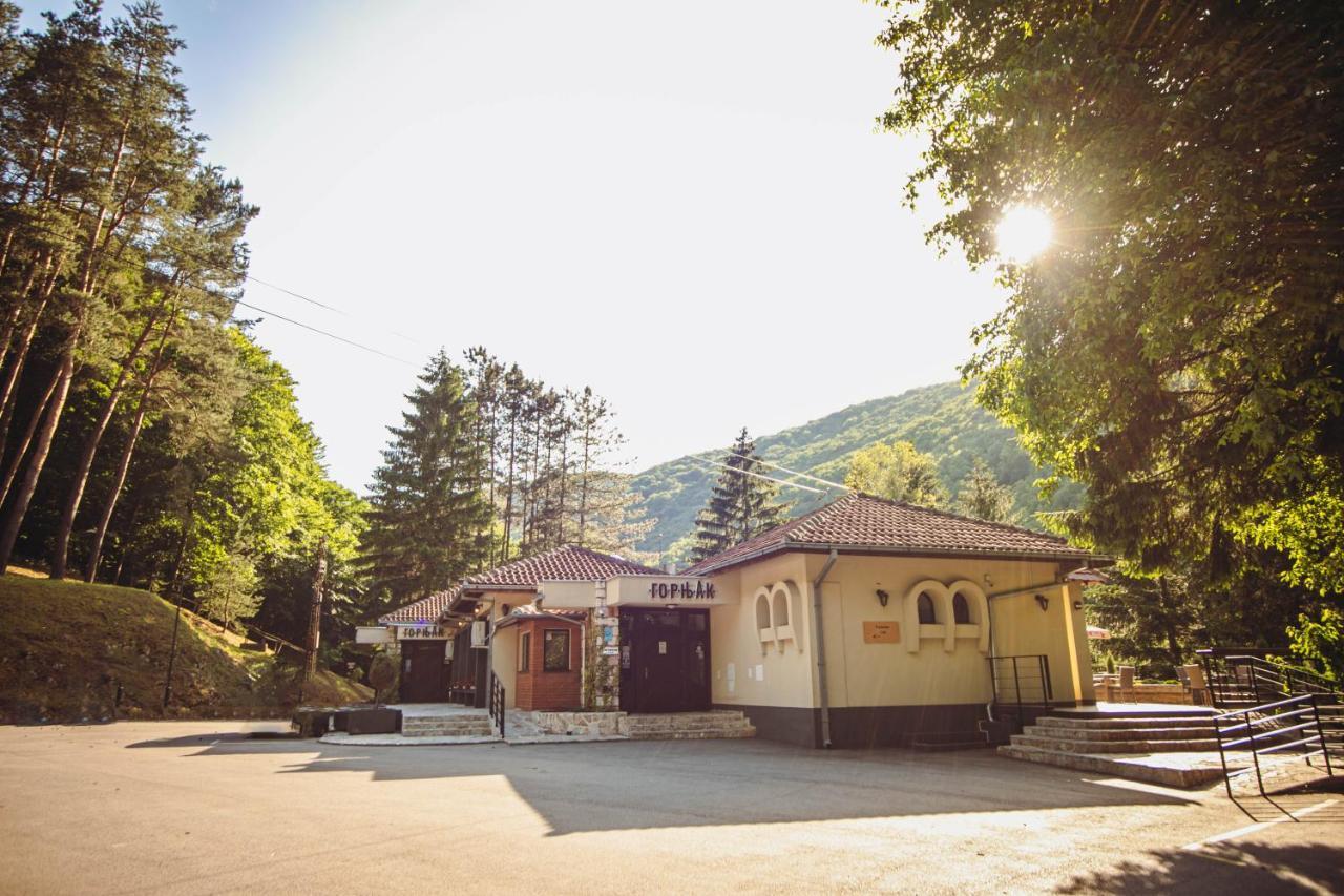 Restoran Sa Prenocistem Gornjak Krepoljin Eksteriør bilde